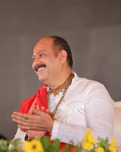 प्रयागराज महाकुंभ: संत समागम और शिव कथा का दिव्य संगम